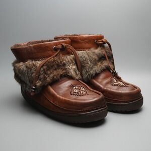 Manitobah Mukluks Women's Brown Leather Fur Trim Ankle Boots Sz 7 Vibram